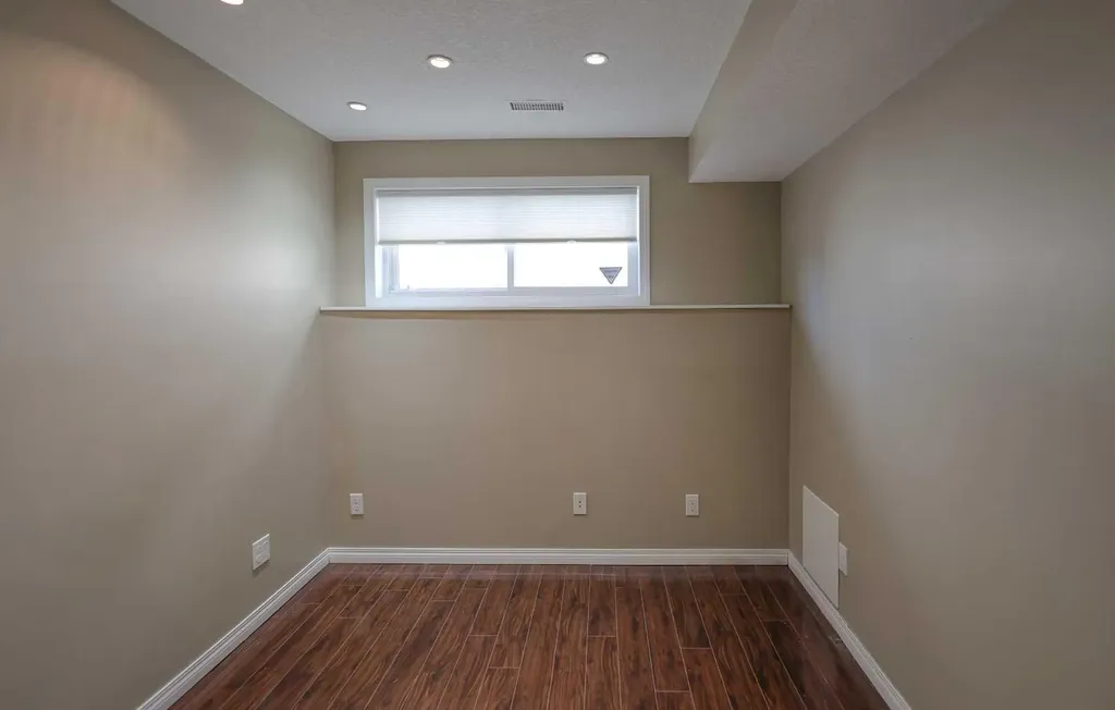 125 Silverado Range Cove SW Calgary AB T2X 0E1
