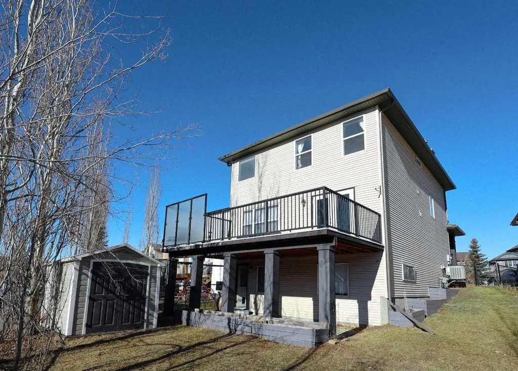 125 Silverado Range Cove SW Calgary AB T2X 0E1