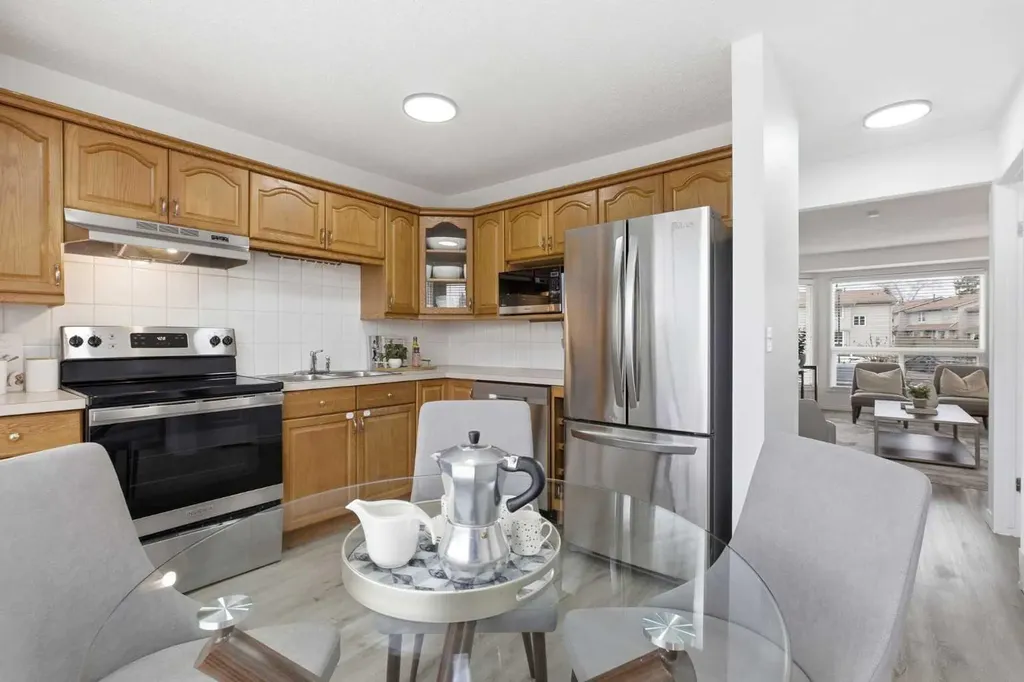 123 Queensland Drive SE Calgary AB T2J 5J4