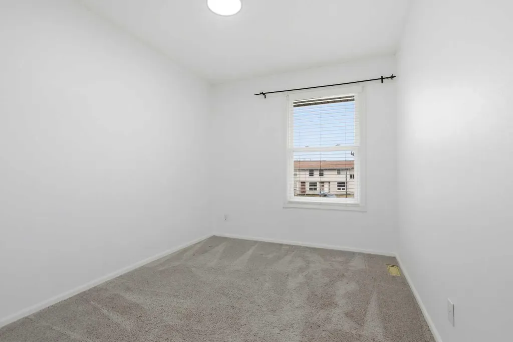 123 Queensland Drive SE Calgary AB T2J 5J4