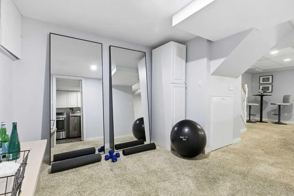 123 Queensland Drive SE Calgary AB T2J 5J4