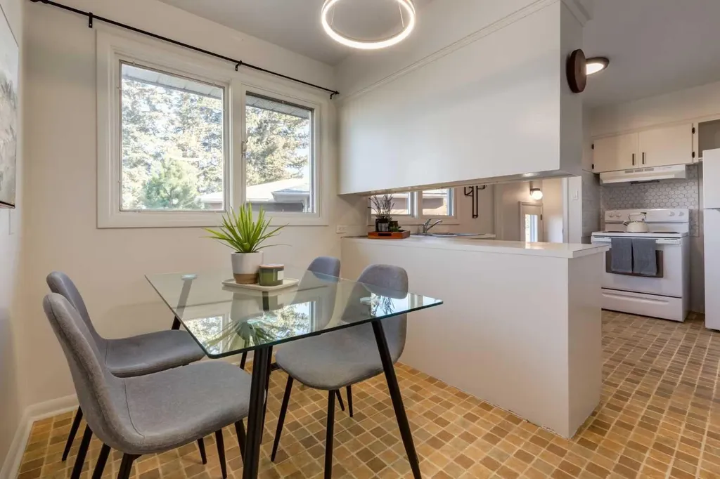 126 Winston Drive SW Calgary AB T3C 2P9