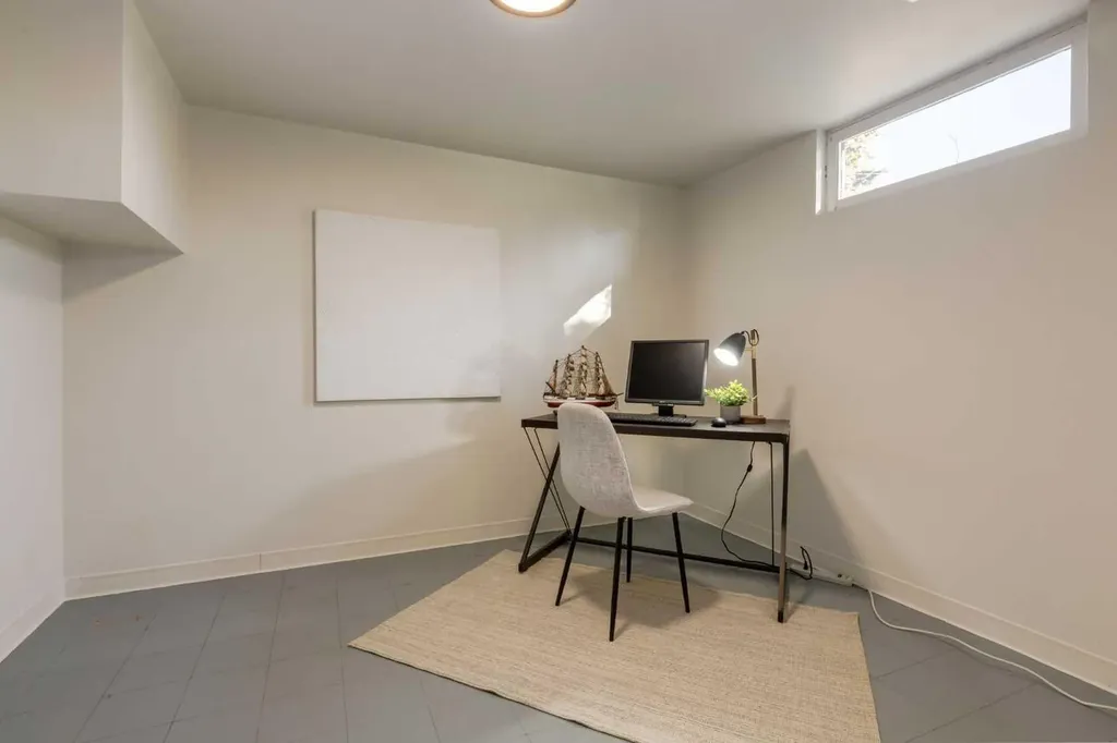126 Winston Drive SW Calgary AB T3C 2P9