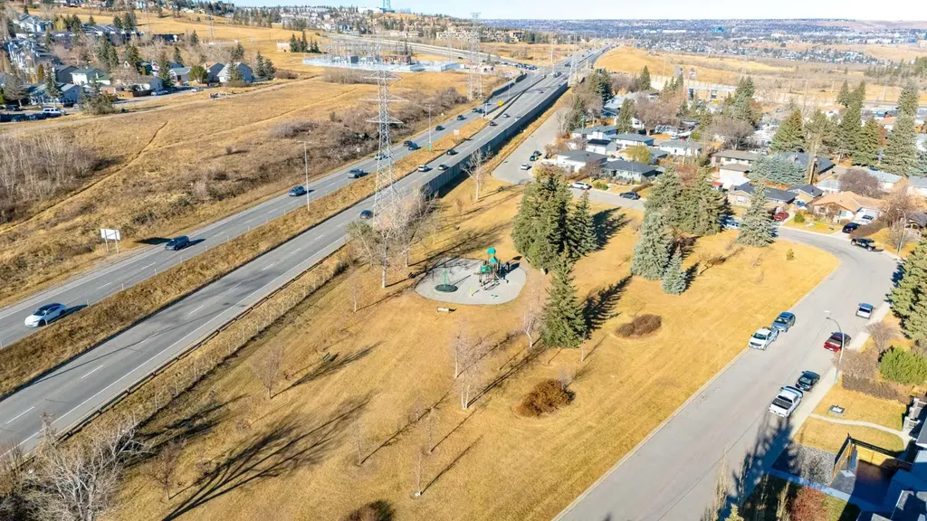 126 Winston Drive SW Calgary AB T3C 2P9