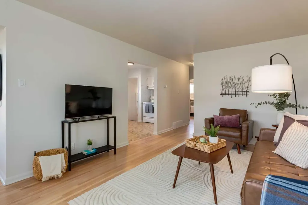 126 Winston Drive SW Calgary AB T3C 2P9