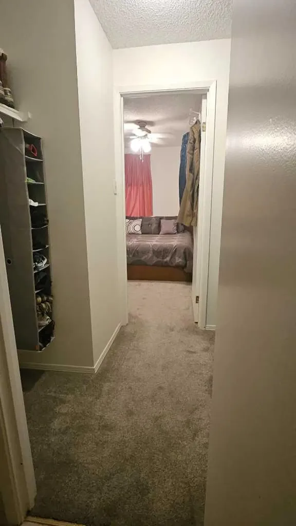 723 57 Avenue SW Calgary AB T2V 4Z3