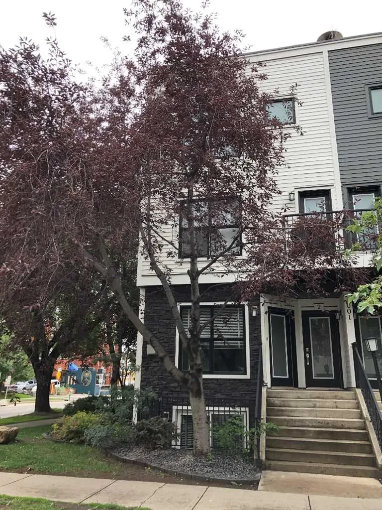 601 15 Avenue SW Calgary AB t2r 0r4