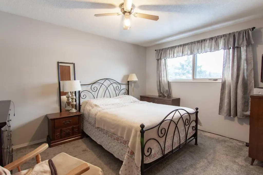 84052 Highway 59 La Glace AB T0H2J0