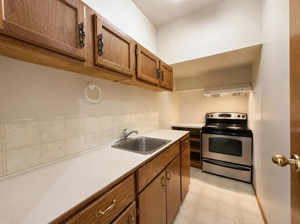 59 Edgebrook Circle NW Calgary AB T3A 5A4
