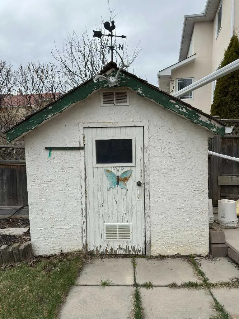 59 Edgebrook Circle NW Calgary AB T3A 5A4