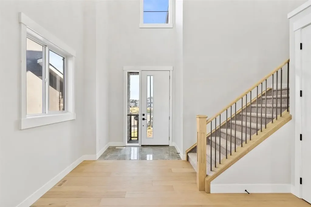 215 Kinniburgh Place Chestermere AB T1X 1Y1