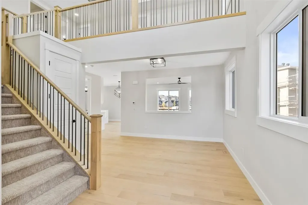 215 Kinniburgh Place Chestermere AB T1X 1Y1
