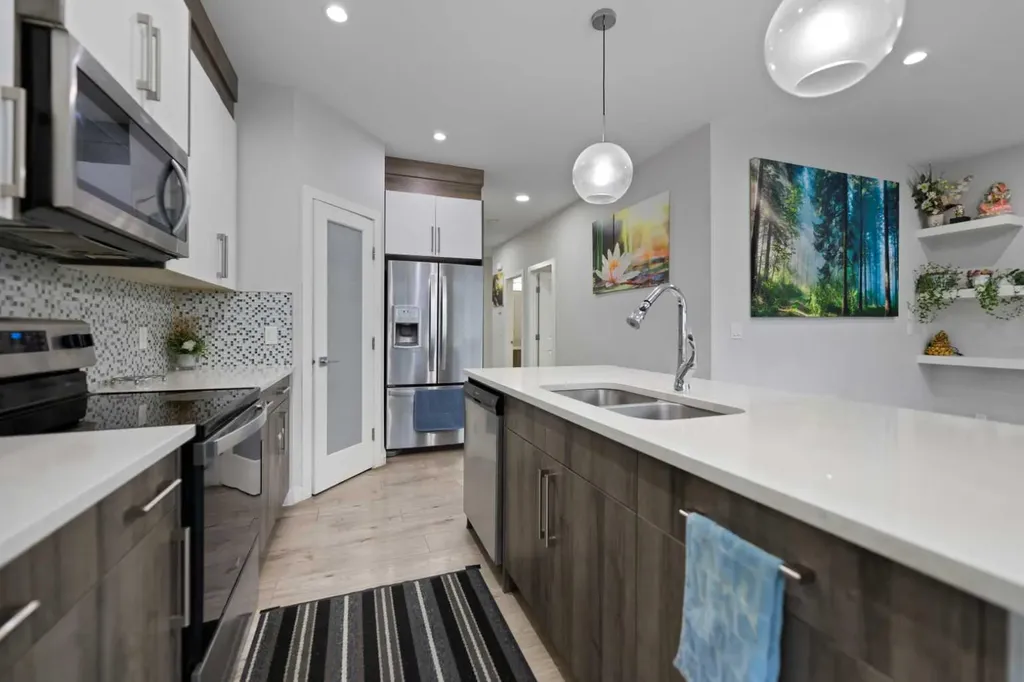 439 Bayview Way SW Airdrie AB T4B0R7