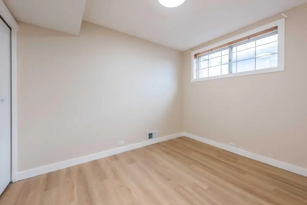 46 Marbrooke Circle NE Calgary AB T2A2W4