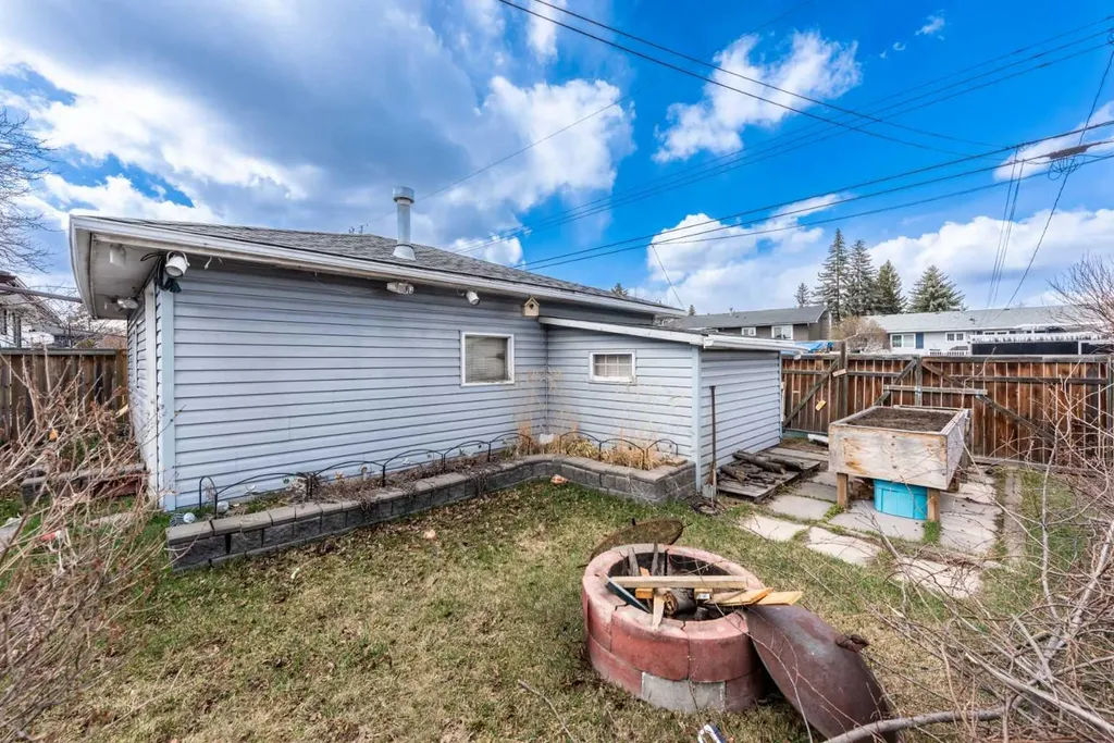 46 Marbrooke Circle NE Calgary AB T2A2W4