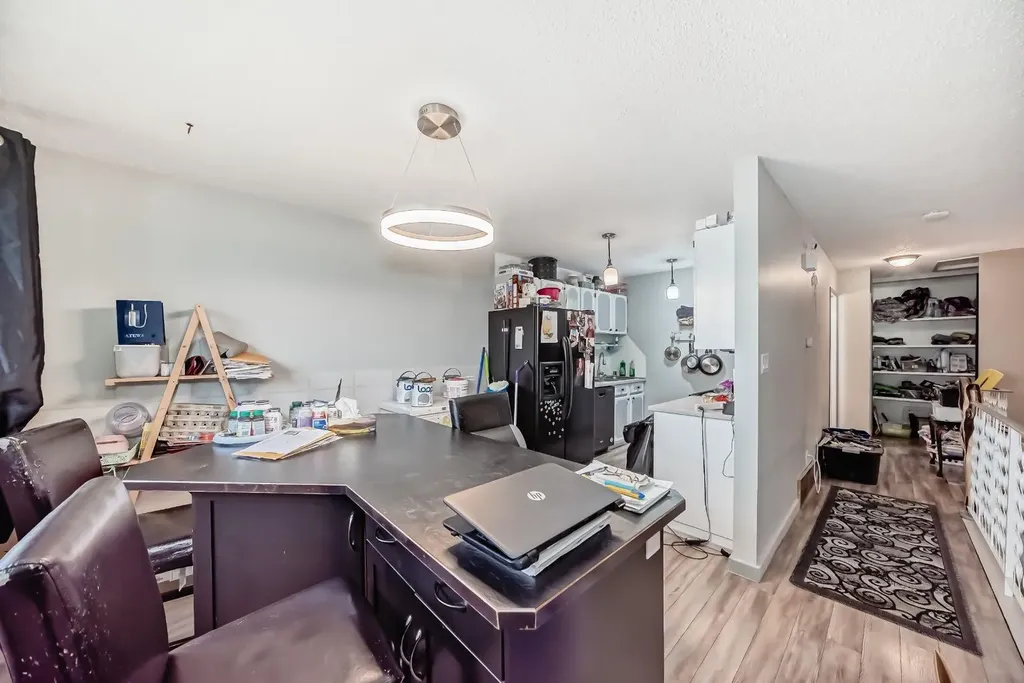 129 Dovertree Place SE Calgary AB T2B 2K3