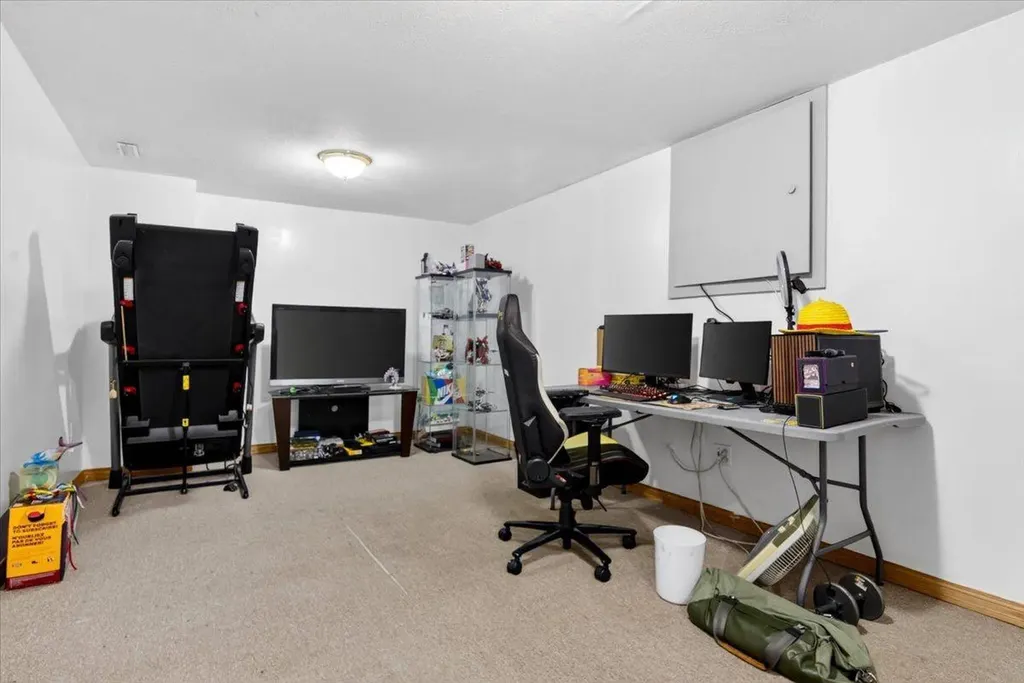 256 Callingwood Place NW Edmonton AB T5T 2C6