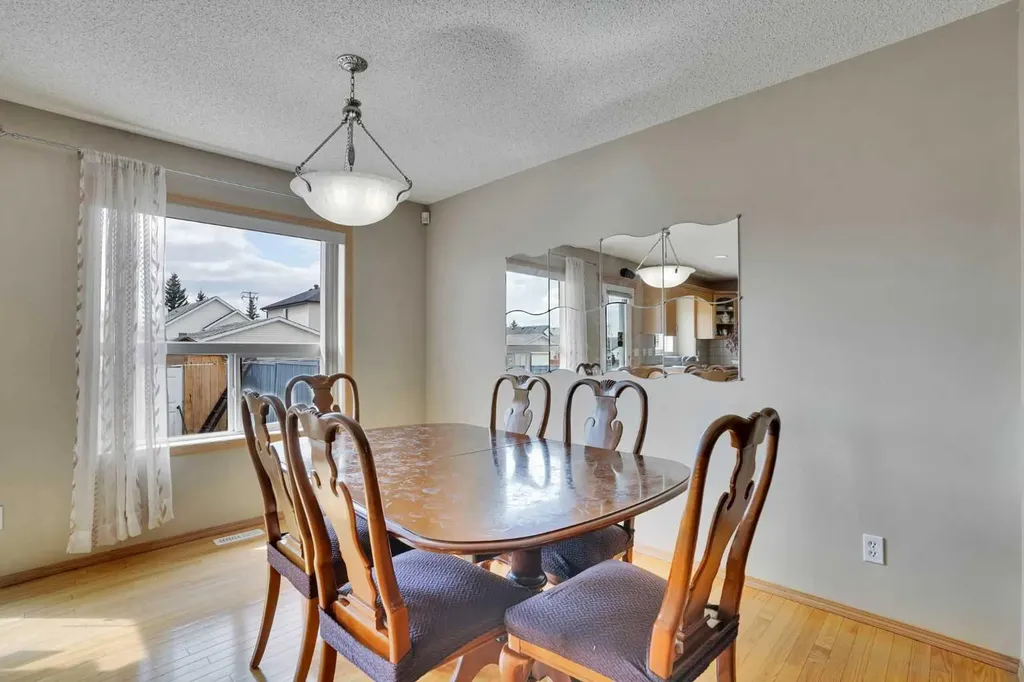 75 Taralea Crescent NE Calgary AB T3J 5A8