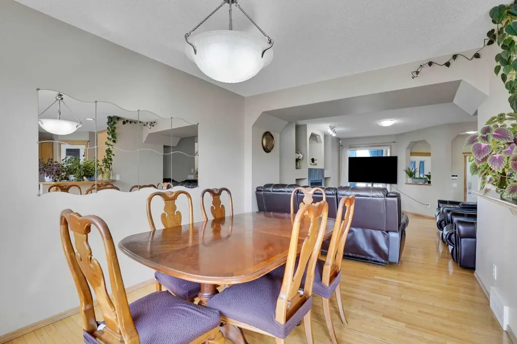 75 Taralea Crescent NE Calgary AB T3J 5A8