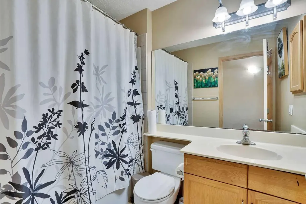 75 Taralea Crescent NE Calgary AB T3J 5A8