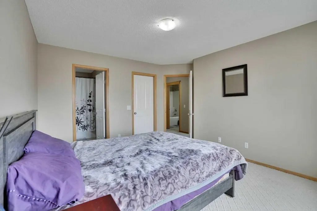 75 Taralea Crescent NE Calgary AB T3J 5A8