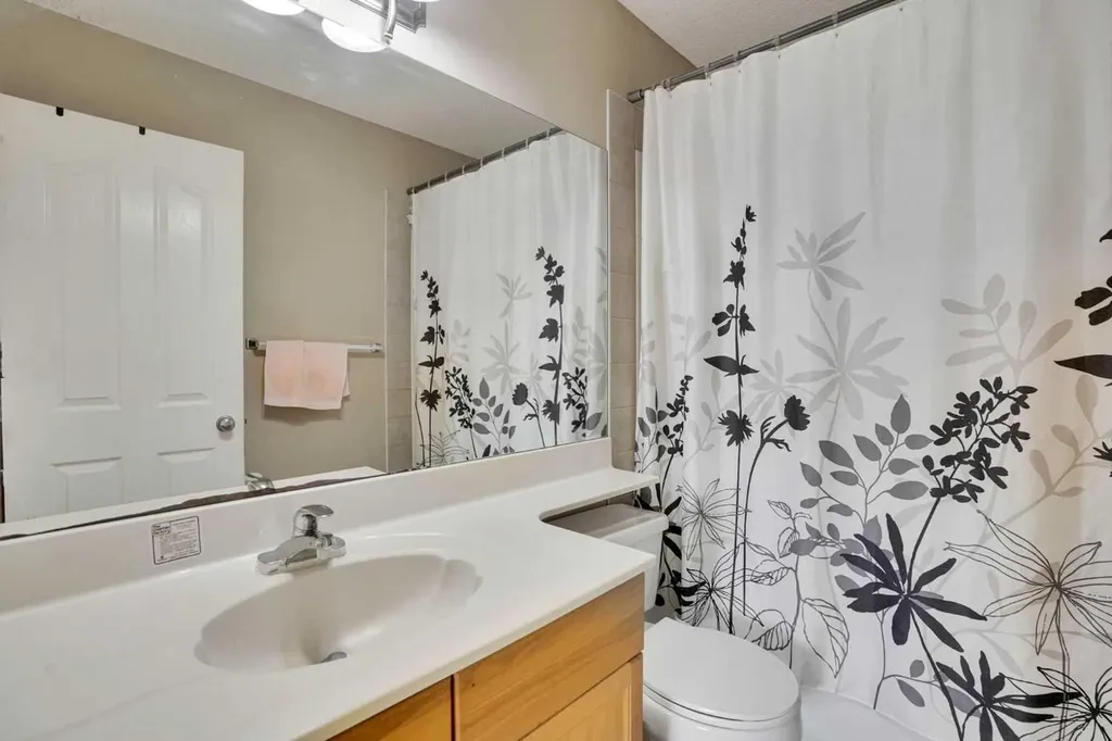 75 Taralea Crescent NE Calgary AB T3J 5A8
