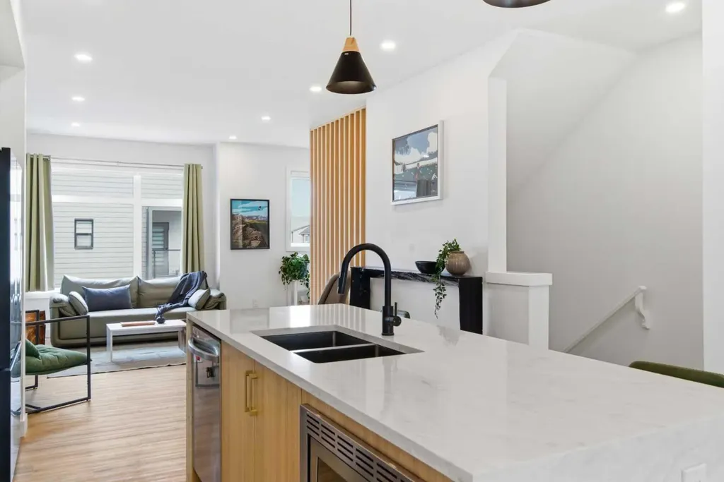 903 Mahogany Boulevard SE Calgary AB T3M 3W9