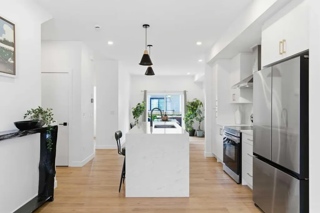 903 Mahogany Boulevard SE Calgary AB T3M 3W9