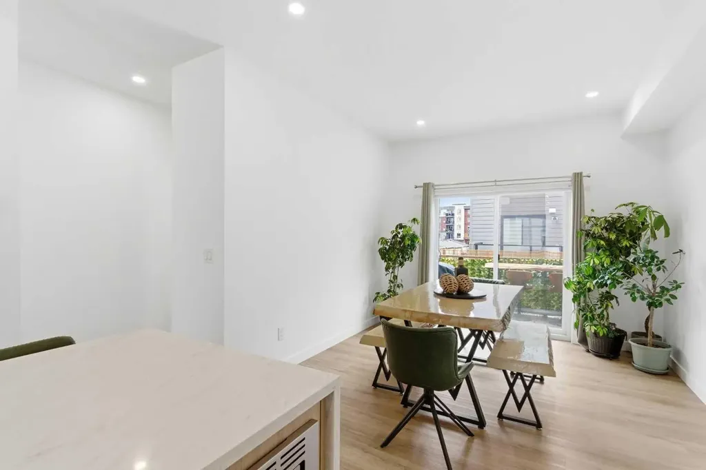 903 Mahogany Boulevard SE Calgary AB T3M 3W9