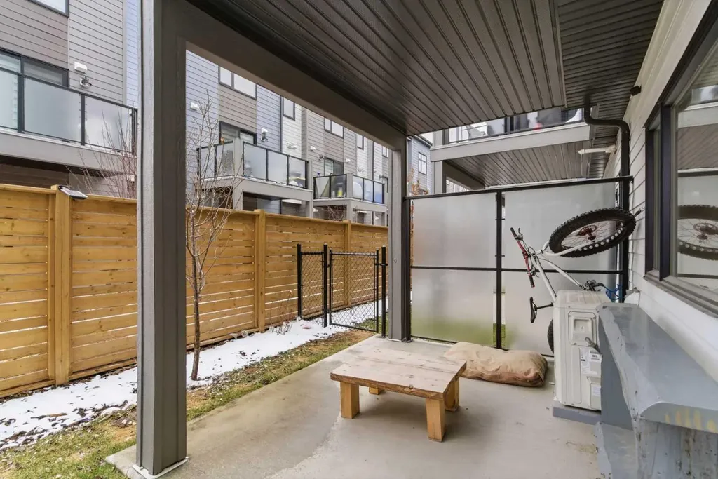 903 Mahogany Boulevard SE Calgary AB T3M 3W9