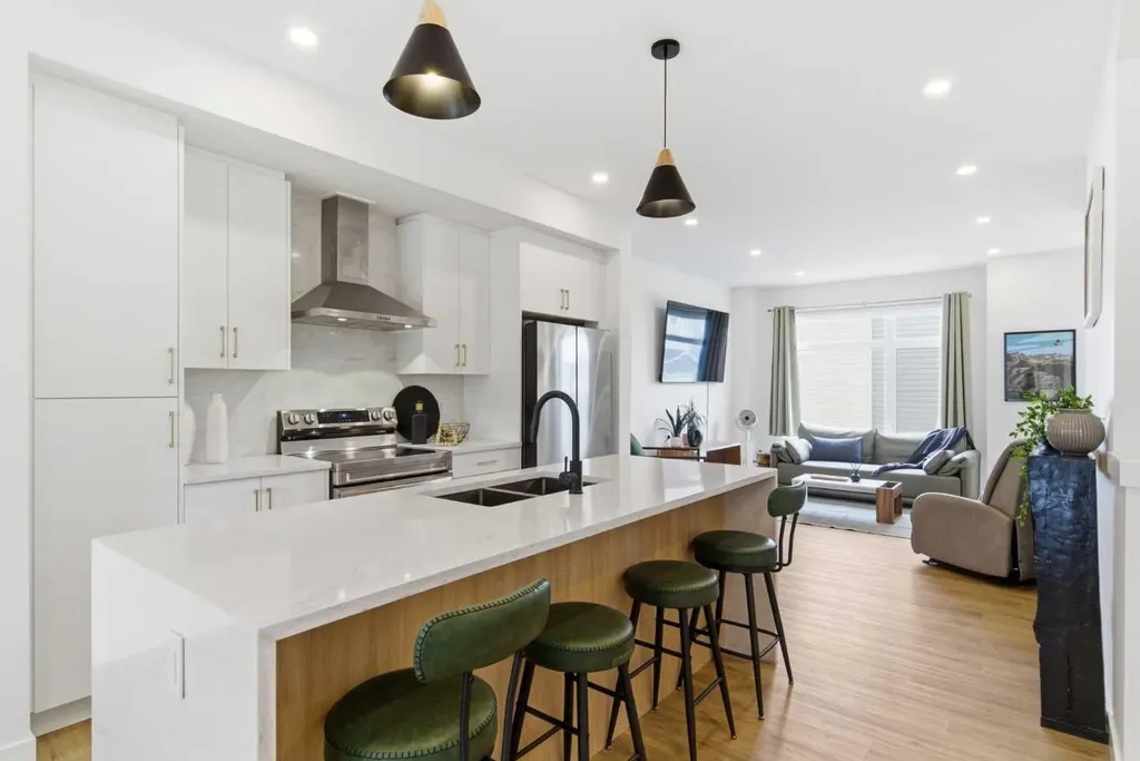 903 Mahogany Boulevard SE Calgary AB T3M 3W9