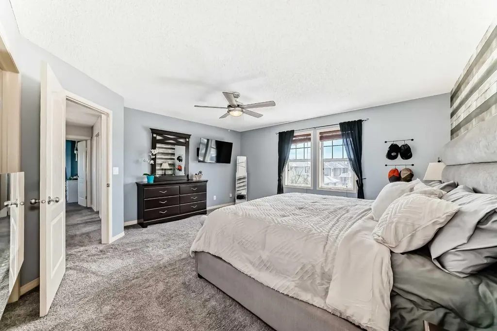 22 Moe Avenue NW Langdon AB T0J1X2