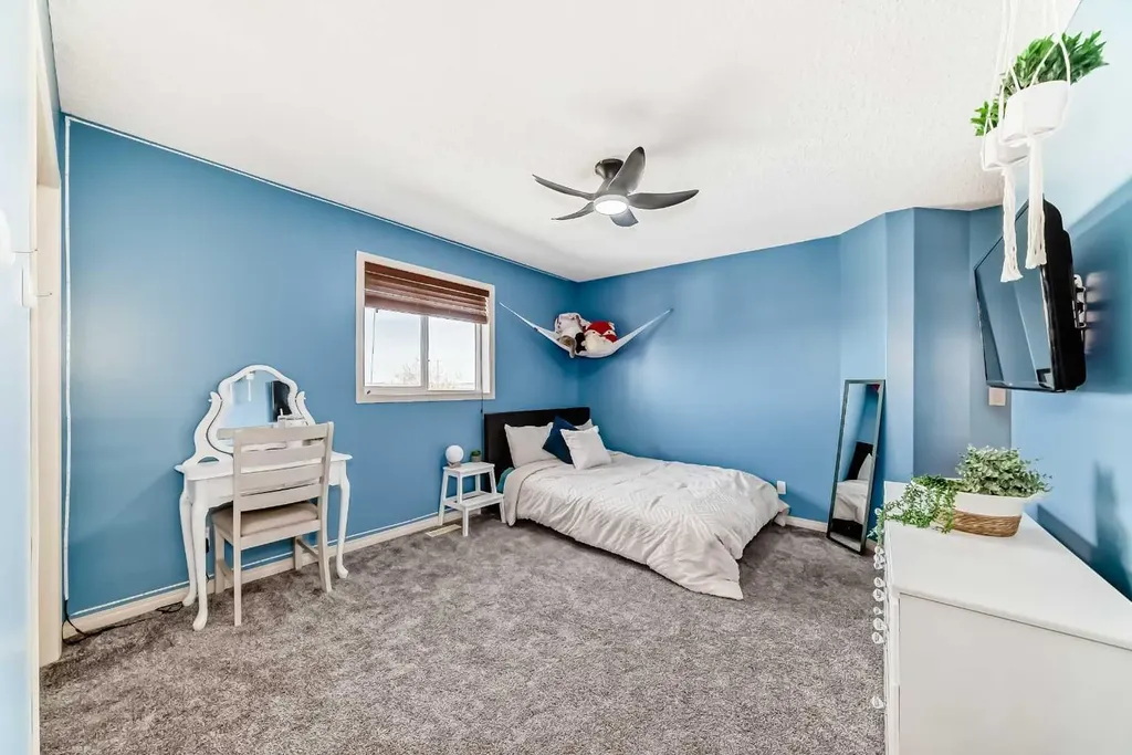 22 Moe Avenue NW Langdon AB T0J1X2