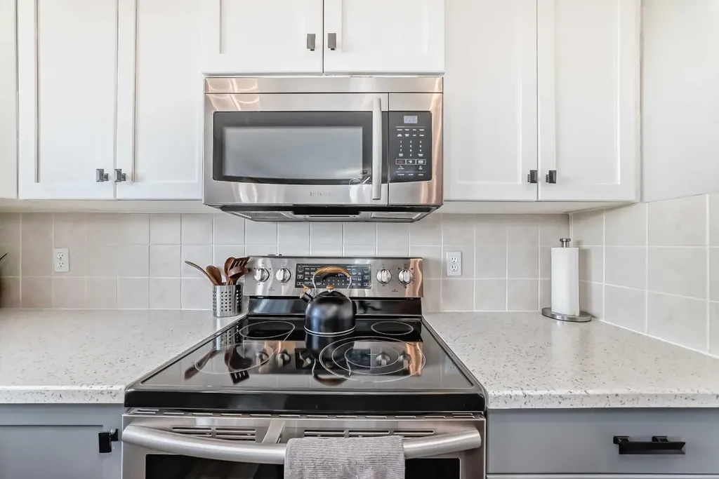 22 Moe Avenue NW Langdon AB T0J1X2