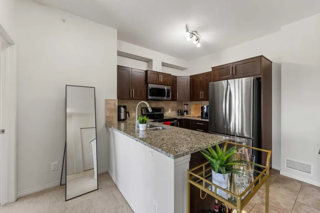 1540 Sherwood Boulevard NW Calgary AB T3R 0K5