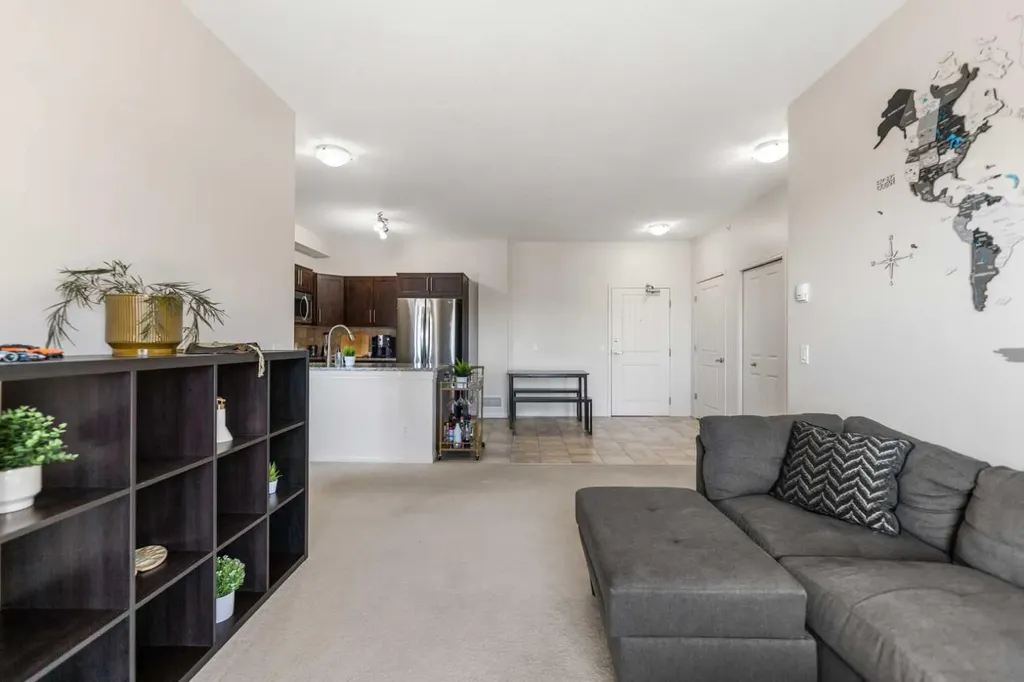 1540 Sherwood Boulevard NW Calgary AB T3R 0K5