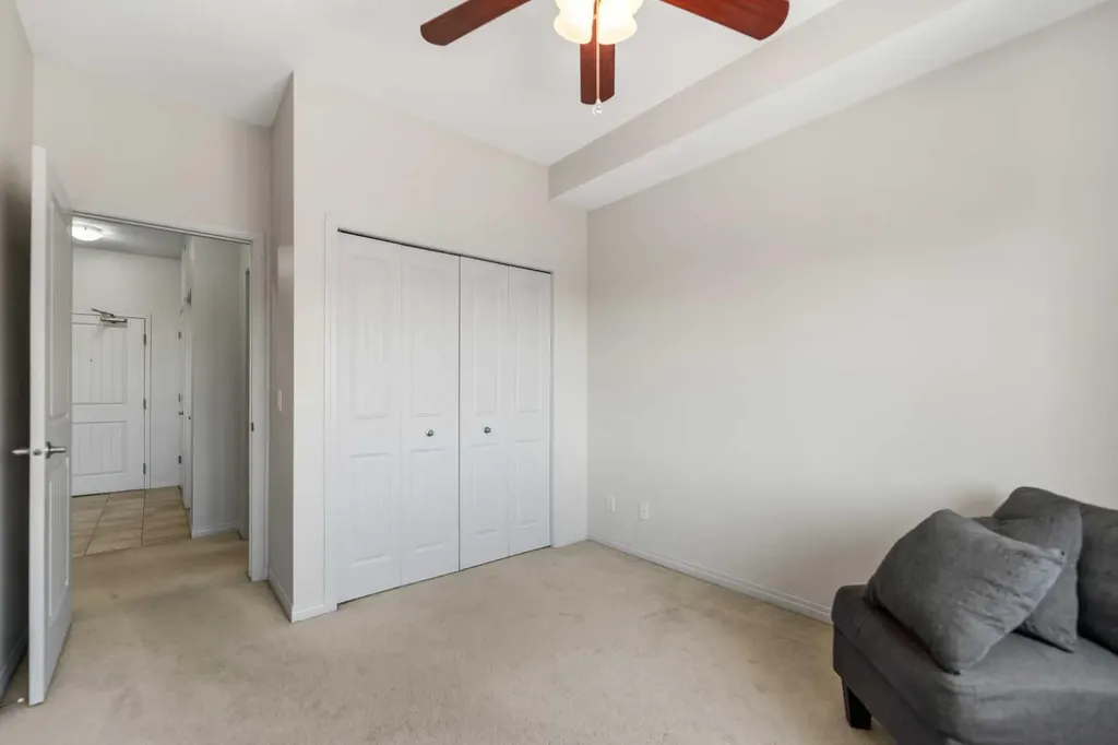 1540 Sherwood Boulevard NW Calgary AB T3R 0K5