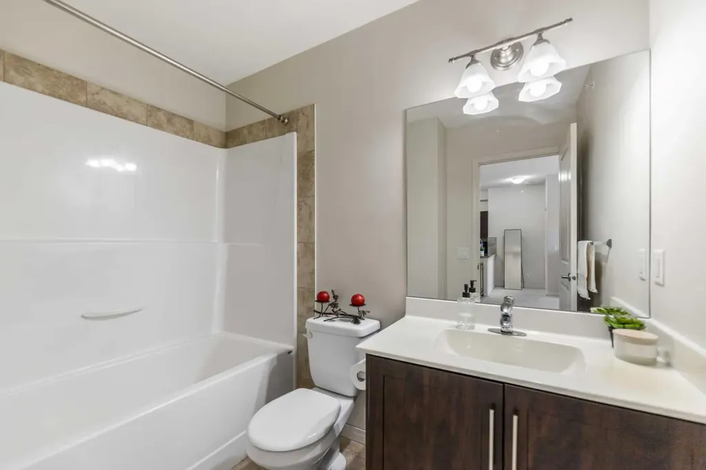 1540 Sherwood Boulevard NW Calgary AB T3R 0K5
