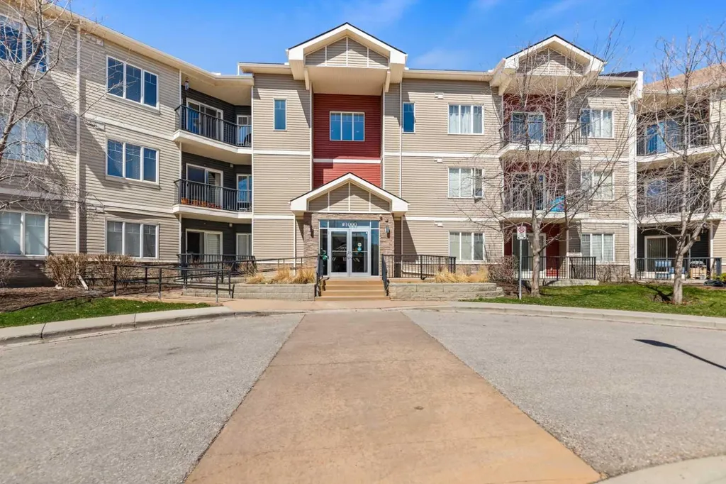 1540 Sherwood Boulevard NW Calgary AB T3R 0K5