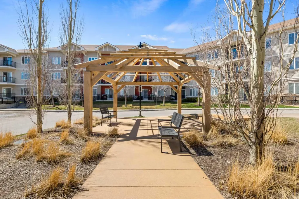 1540 Sherwood Boulevard NW Calgary AB T3R 0K5