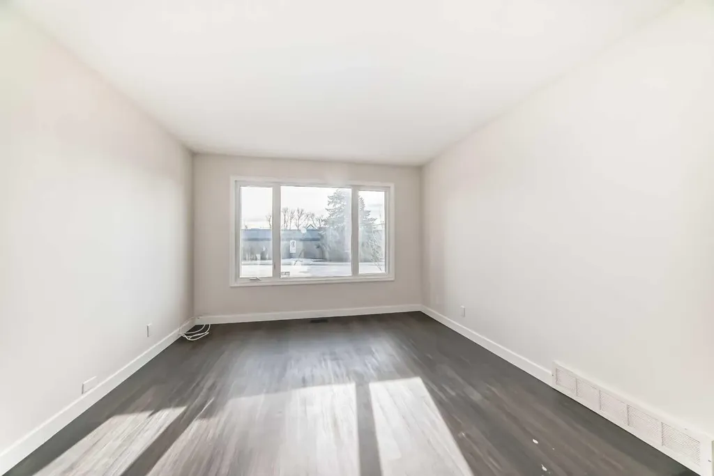 404 Acacia Drive SE Airdrie AB T4B 1G1