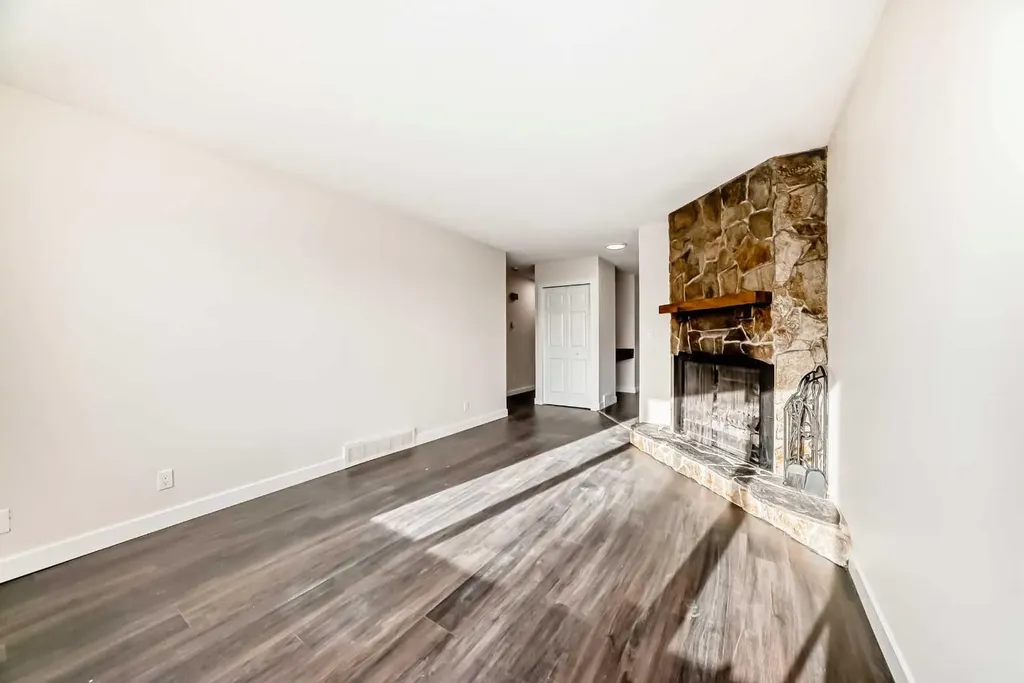 404 Acacia Drive SE Airdrie AB T4B 1G1