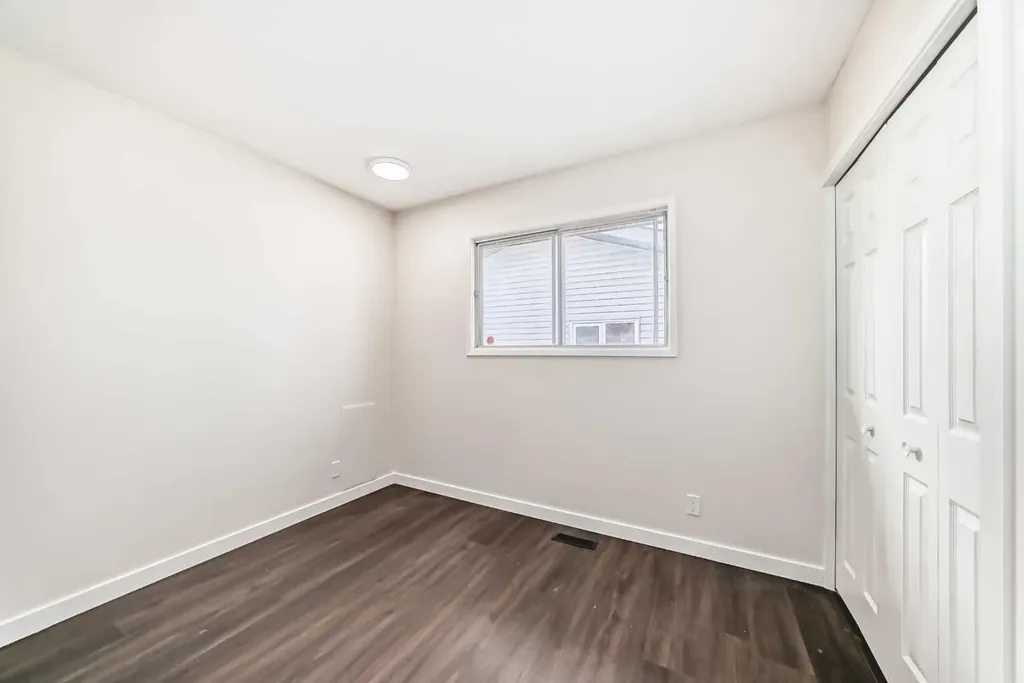 404 Acacia Drive SE Airdrie AB T4B 1G1