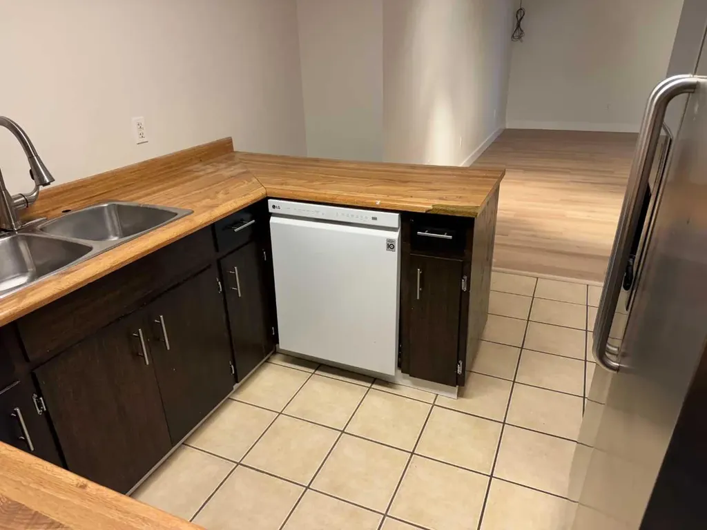 404 Acacia Drive SE Airdrie AB T4B 1G1