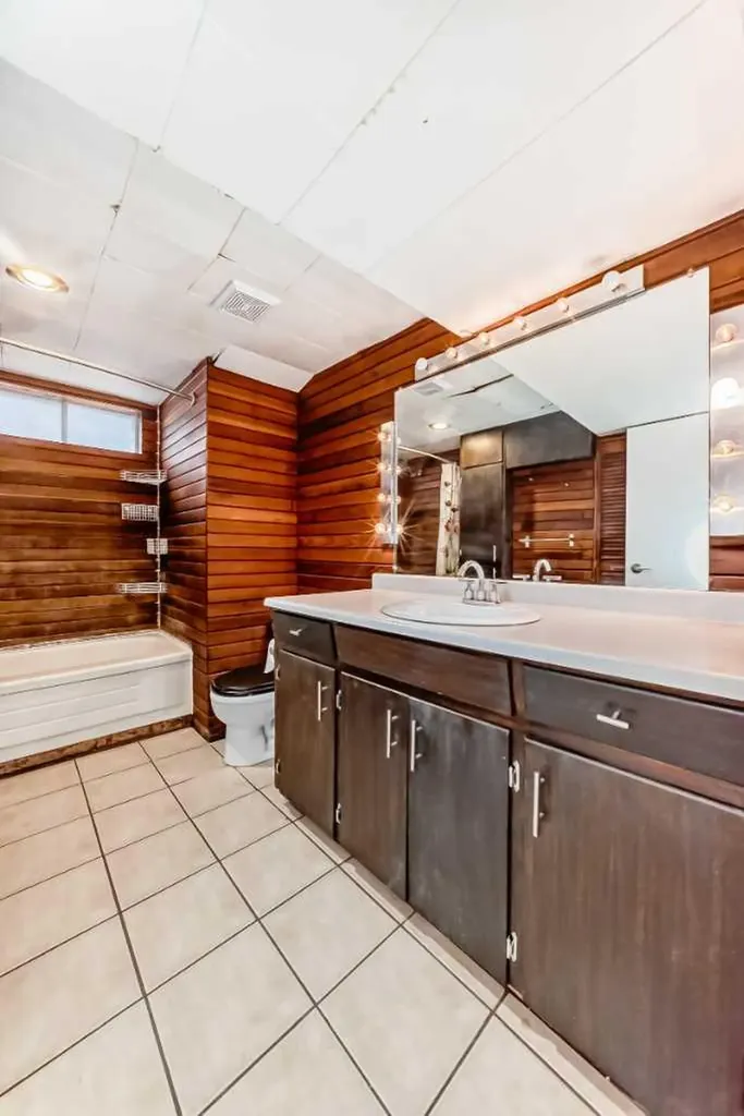 404 Acacia Drive SE Airdrie AB T4B 1G1