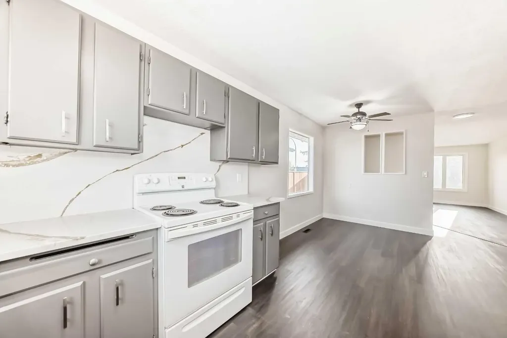 404 Acacia Drive SE Airdrie AB T4B 1G1