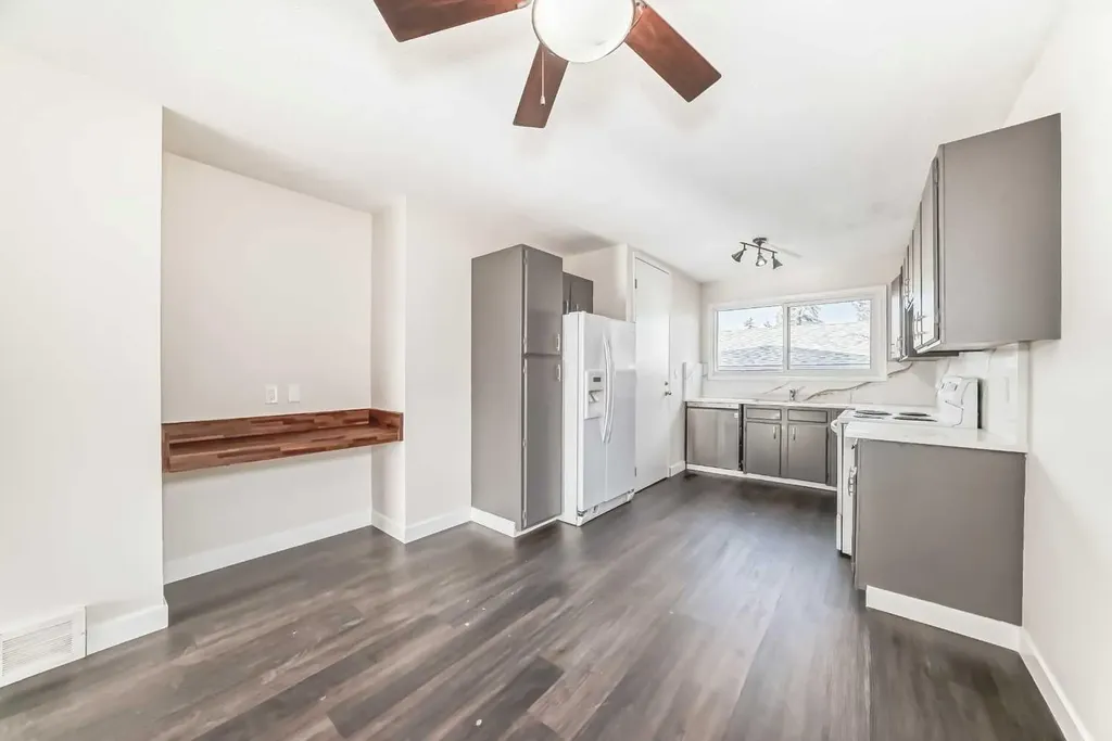 404 Acacia Drive SE Airdrie AB T4B 1G1