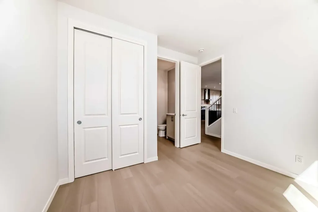 396 Herron Landing NE Calgary AB T3P 2R5