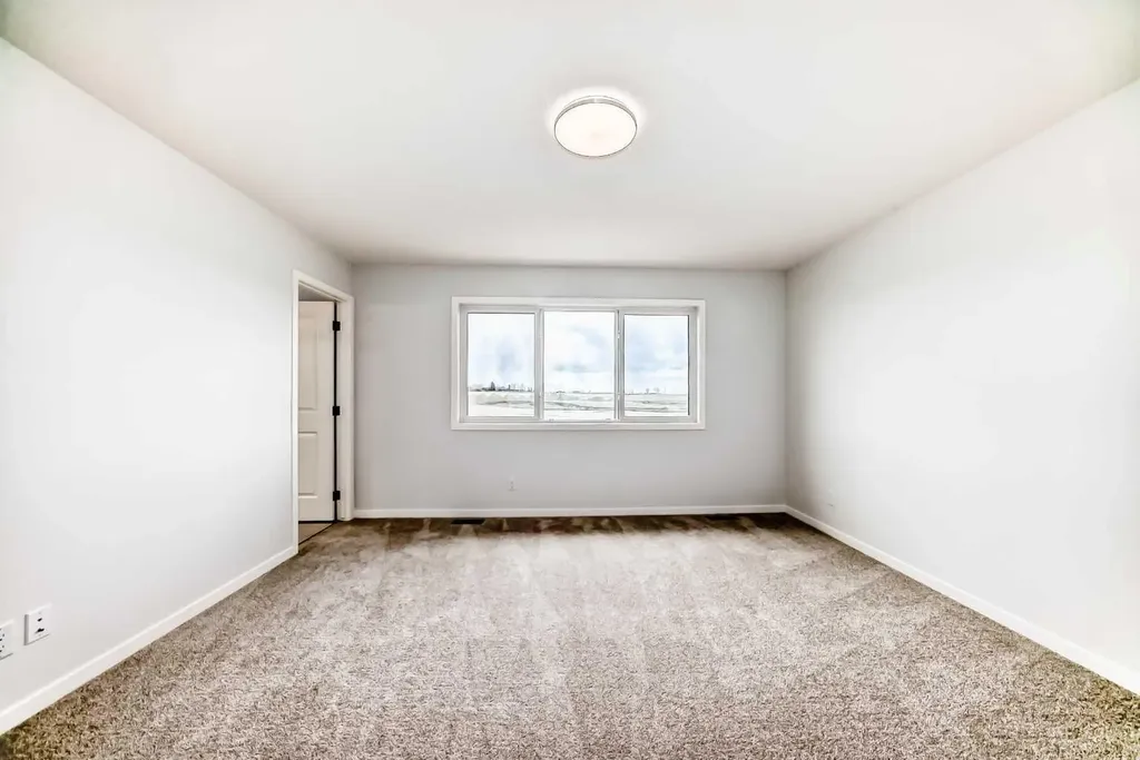 396 Herron Landing NE Calgary AB T3P 2R5