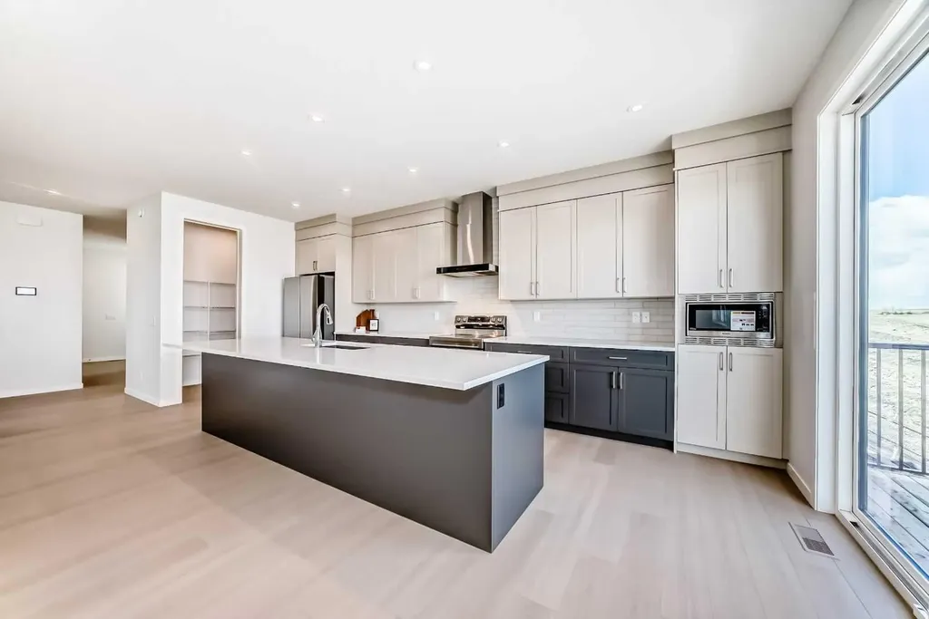 396 Herron Landing NE Calgary AB T3P 2R5